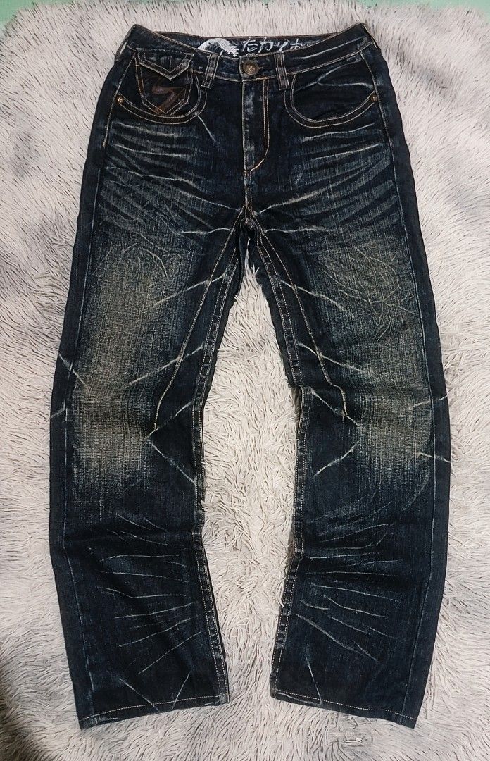 BIG TRAIN 2000s JAPAN OSAKA JEANS (Category: Jeans) located in Davao. Submitted by nevar07 (Listing ID 1470752238, Image 1). Description: SIZE WAIST: 31-32 THIGH: 9.5 HEM: 8 LENGTH: 41.2 QUALITY DENIM HEAVY MATIBAY STRAIGHT FIT LEATHER STYLE POCKET BRAND NEW CONDITION NO ISSUE DM TO PURCHASE 📥 𝐑𝐄𝐌𝐈𝐍𝐃𝐄𝐑: •𝐂𝐨𝐥𝐨𝐫 𝐦𝐚𝐲 𝐯𝐚𝐫𝐲 𝐝𝐮𝐞 𝐨𝐟 𝐭𝐡𝐞 𝐥𝐢𝐠𝐡𝐭𝐢𝐧𝐢𝐧𝐠 •𝐀𝐥𝐥 𝐢𝐭𝐞𝐦𝐬 𝐚𝐫𝐞 𝐭𝐡𝐫𝐢𝐟𝐭𝐞𝐝/𝐟𝐫𝐨m 𝐮𝐤𝐚𝐲 𝐛𝐚𝐥𝐞