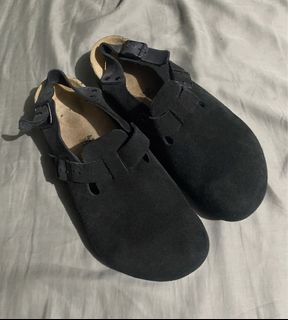 (Category: ) located in . Submitted by junked_garments_v2 (Listing ID 1470859423, Image 1). Description: .