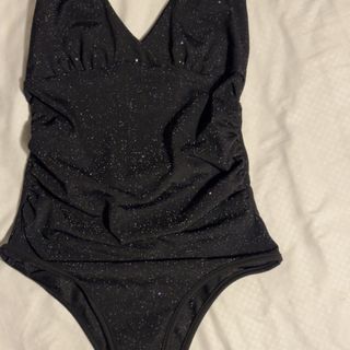 (Category: ) located in . Submitted by shopmakii (Listing ID 1470892498, Image 1). Description: .