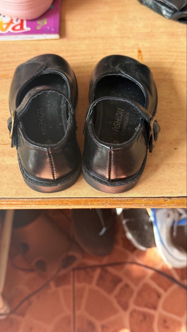 Black School Shoes (Category: Babies & Kids Fashion) located in Tabaco. Submitted by jambrooze40291 (Listing ID 1470774381, Image 2). Description: Never been used, maalikabok lang sa storage. .