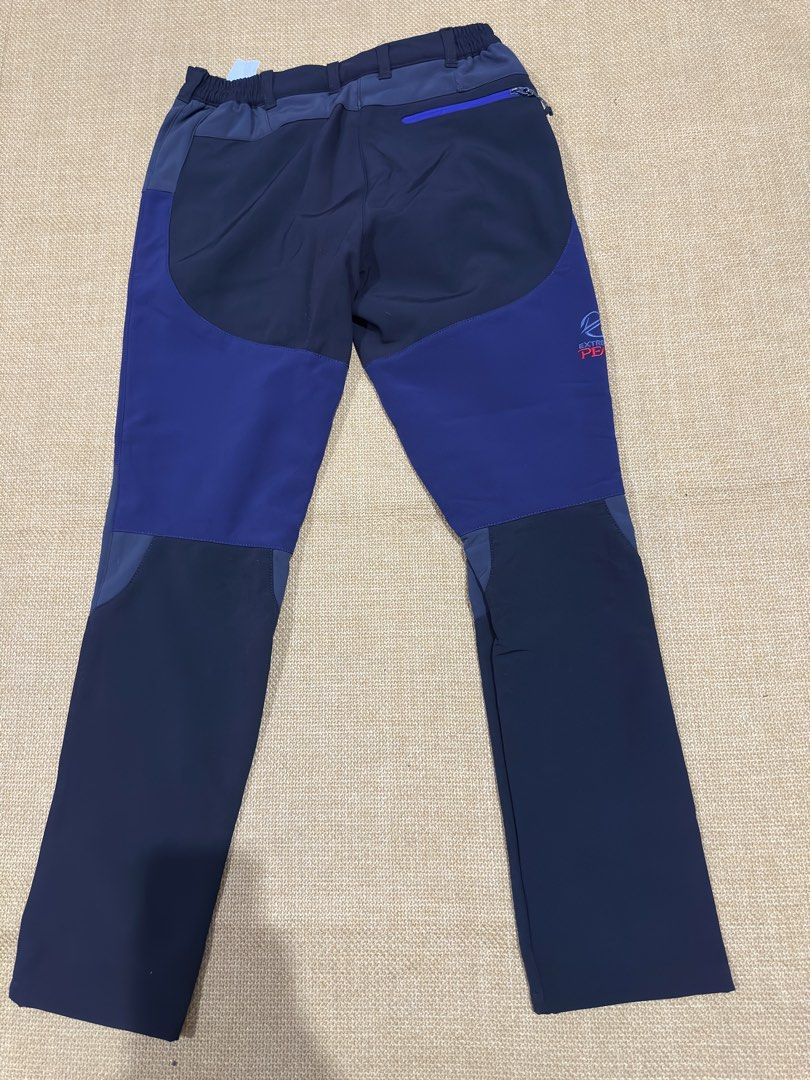 Black Yak Extreme Peak (Category: Trousers) located in Baguio. Submitted by thriftyuna (Listing ID 1470761778, Image 1). Description: 29” on tag.