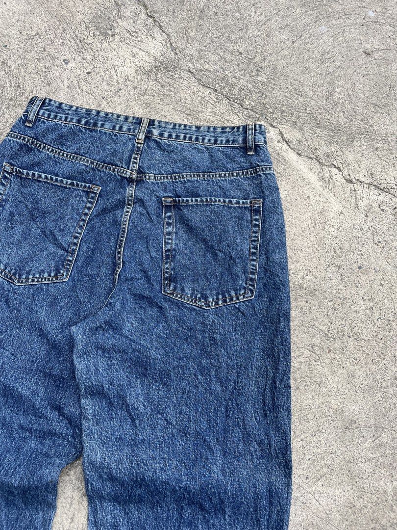 blue baggy pants (Category: Jeans) located in Manila. Submitted by heironjay140351 (Listing ID 1470902616, Image 3). Description: waist -35-36 lenght - 43 thigh - 15 hem - 10 hard denim makapal tela .