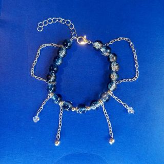 (Category: ) located in . Submitted by moon_shop_offers (Listing ID 1470840868, Image 1). Description: .