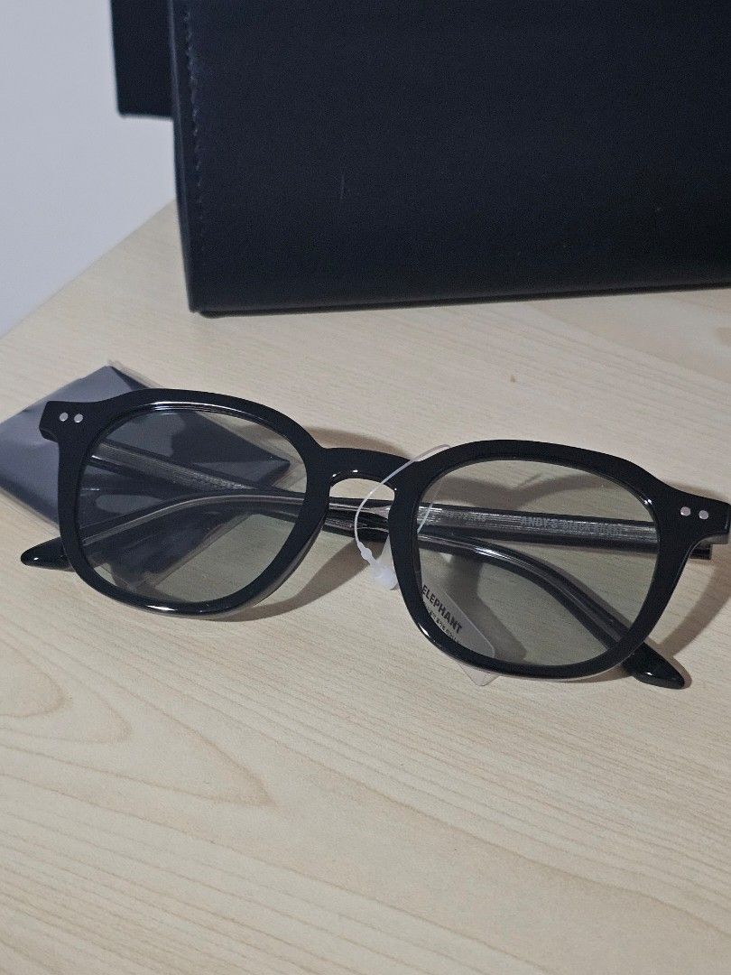 Blue Elephant Andy-S Black Khaki Sunglasses (Category: Sunglasses & Eyewear) located in Paranaque City. Submitted by mab.villareal (Listing ID 1470820337, Image 3). Description: Blue Elephant sunglasses, model Andy-S in black khaki. Brand new. Includes original black leatherette hard case, outer cardboard box, cleaning cloth, and tag still attached. Never worn, tag and protective packaging still on..