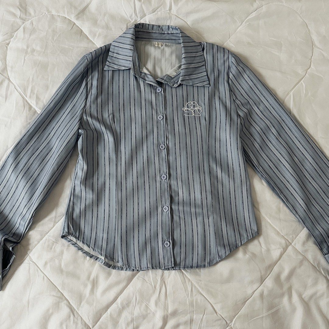 Blue Stripes Longsleeve Polo Top (Category: Longsleeves) located in San Pedro. Submitted by shop.szy (Listing ID 1470813051, Image 1). Description: LAST PRICE details: size: s-m used once only no flaws .