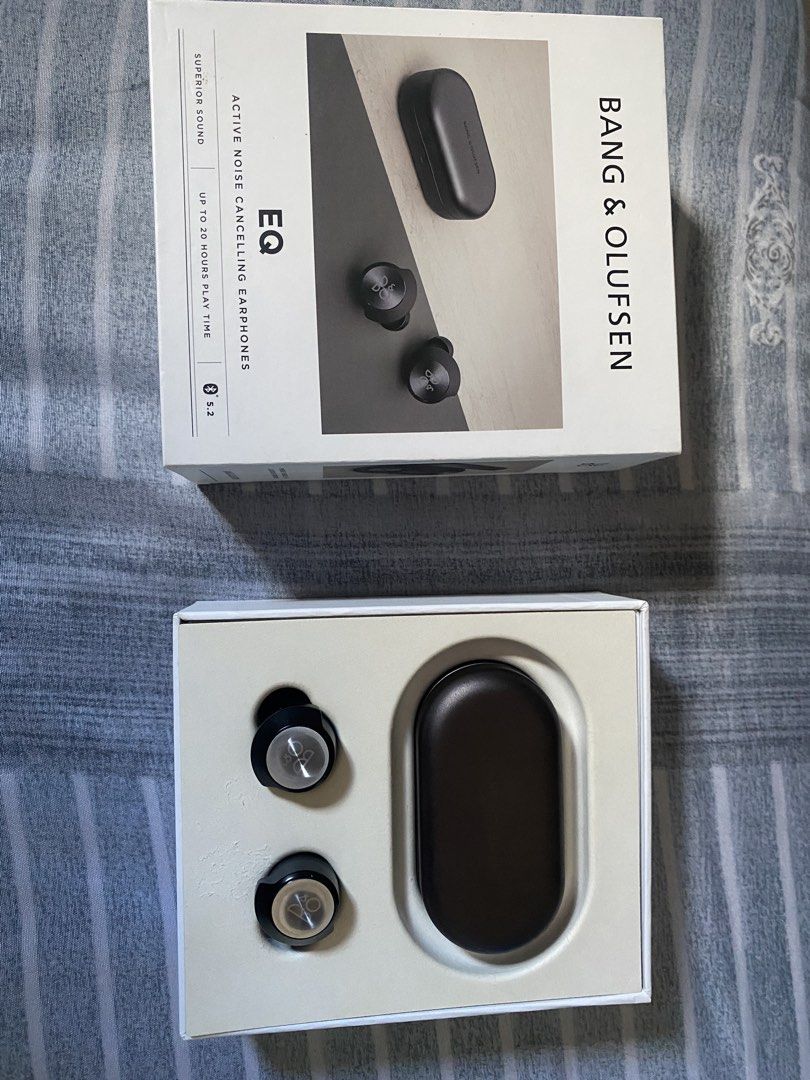 B&O Beoplay EQ (Category: Headphones & Headsets) located in Quezon City. Submitted by gusionrivero-08 (Listing ID 1470759524, Image 3). Description: Selling my B&O Beoplay EQ I bought it for 11k to my friend. 3000 nalang wala na tatawad B&O yan haha Can do deliver via lalamove or meetup para ma check before the deal 😉 Specification: Drivers: 6.88 mm electro-dynamic drivers per earbud. Noise Cancellation: Adaptive Active Noise Cancellation (ANC) 