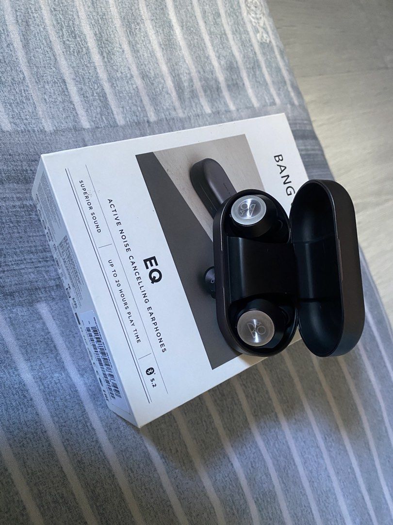 B&O Beoplay EQ (Category: Headphones & Headsets) located in Quezon City. Submitted by gusionrivero-08 (Listing ID 1470759524, Image 2). Description: Selling my B&O Beoplay EQ I bought it for 11k to my friend. 3000 nalang wala na tatawad B&O yan haha Can do deliver via lalamove or meetup para ma check before the deal 😉 Specification: Drivers: 6.88 mm electro-dynamic drivers per earbud. Noise Cancellation: Adaptive Active Noise Cancellation (ANC) 
