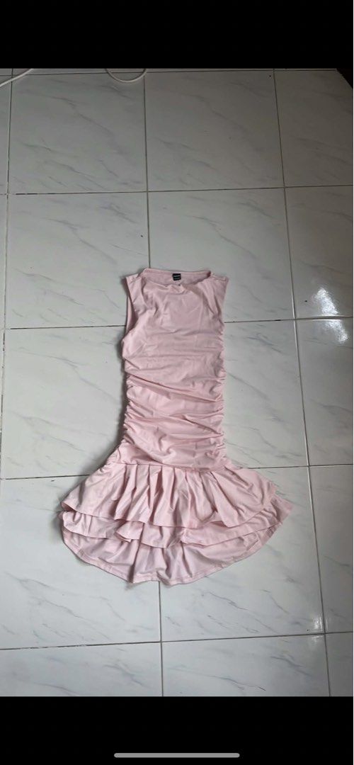 Bodycon Dress - (Category: Dresses) located in Manila. Submitted by afterhours.noire (Listing ID 1470928895, Image 2). Description: Bought the dress for 619 poses. Used 2 only for photoshoot and wedding..