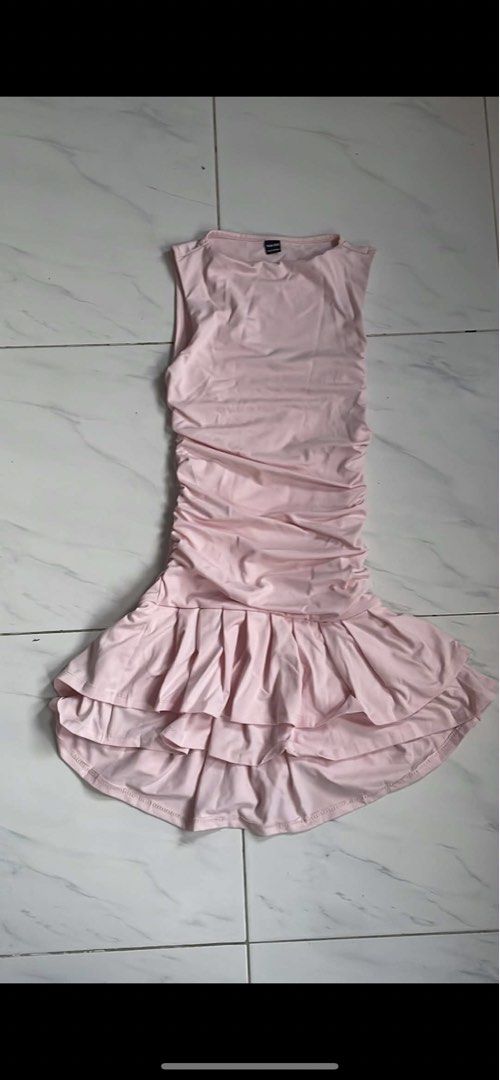 Bodycon Dress - (Category: Dresses) located in Manila. Submitted by afterhours.noire (Listing ID 1470928895, Image 1). Description: Bought the dress for 619 poses. Used 2 only for photoshoot and wedding..