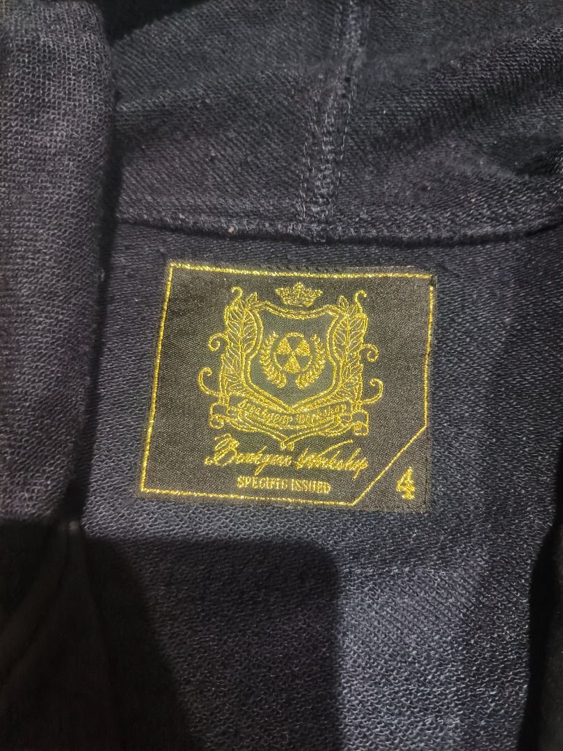 Boutique Workshop Black Zip-Up Hoodie Jacket Size 4 (Category: Coats, Jackets and Outerwear) located in Antipolo. Submitted by rekreek11 (Listing ID 1470874707, Image 3). Description: Pleaseeee Readdd First ‼️‼️ Dimes(inches) W: 17 L: 26 ‎check my other listings for more items ‎ ‎All Items are either off/authentic ‎All items are either preloved/thrifted ‎All issues are included in the picture ‎Manage your expectations ‎ ‎Note before buying: ‎- no