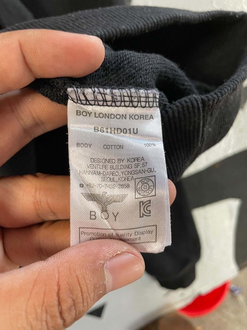 Boy Londo Hoodie (Category: Coats, Jackets and Outerwear) located in San Jose. Submitted by vincefresn21903 (Listing ID 1470885526, Image 3). Description: .