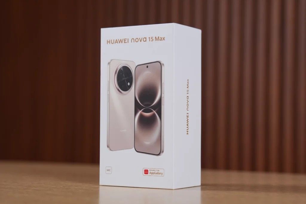 HUAWEI NOVA 15 MAX (Category: Huawei) located in Las Pinas. Submitted by huawei003 (Listing ID 1470801965, Image 1). Description: Specification *8500mAh Super Battery Long-Lasting Day into Night *Extra-Durable Body SGS 5-Star Drop Resistance *6.84" Vivid OLED Screen Stunning Stereo Dual Speakers *50 MP RYYB Ultra-Clear Camera Clarity even in Low Light Available Color Blush Gold/ Lake Cyan / Golden black.