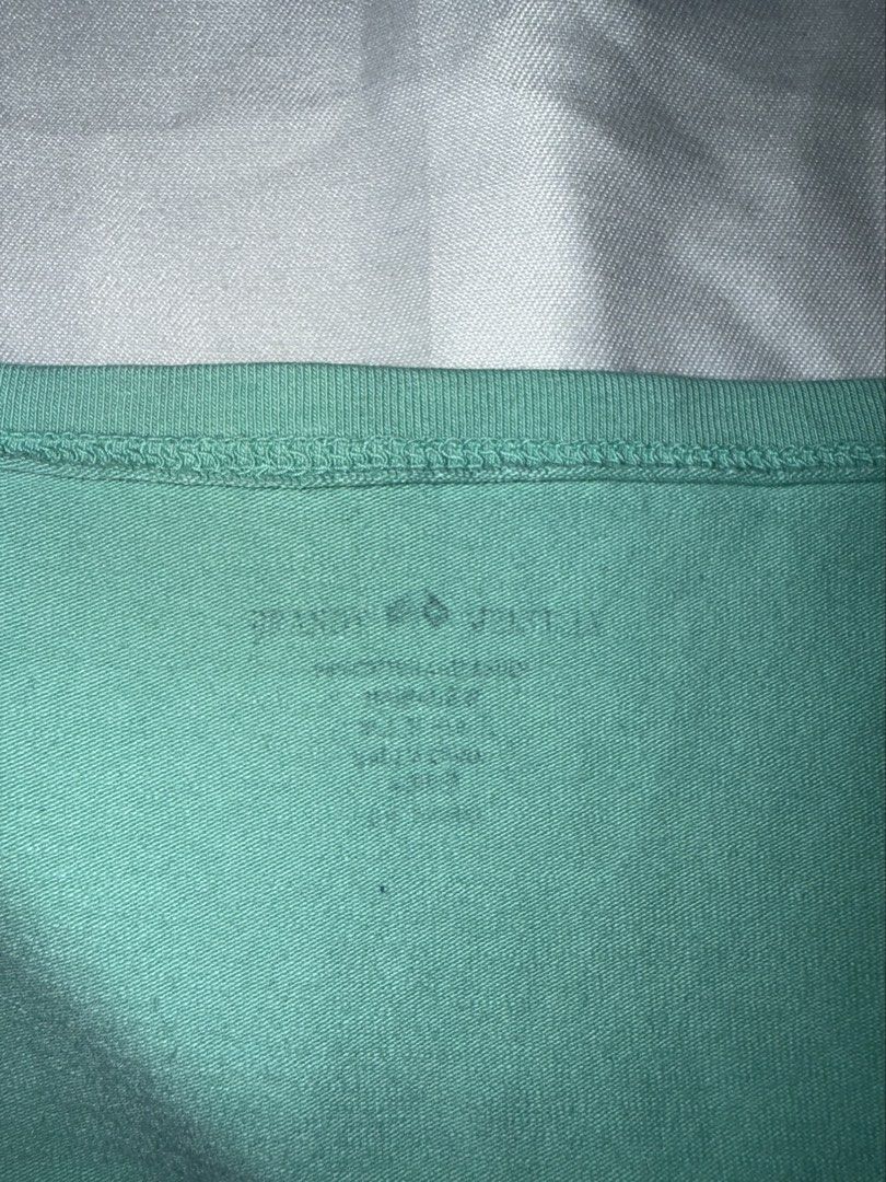 Brandy Melville Amara Teal Top (Category: Shirts) located in Taguig. Submitted by xiurecsz (Listing ID 1470857879, Image 3). Description: Brandy Melville Amara Top Teal.