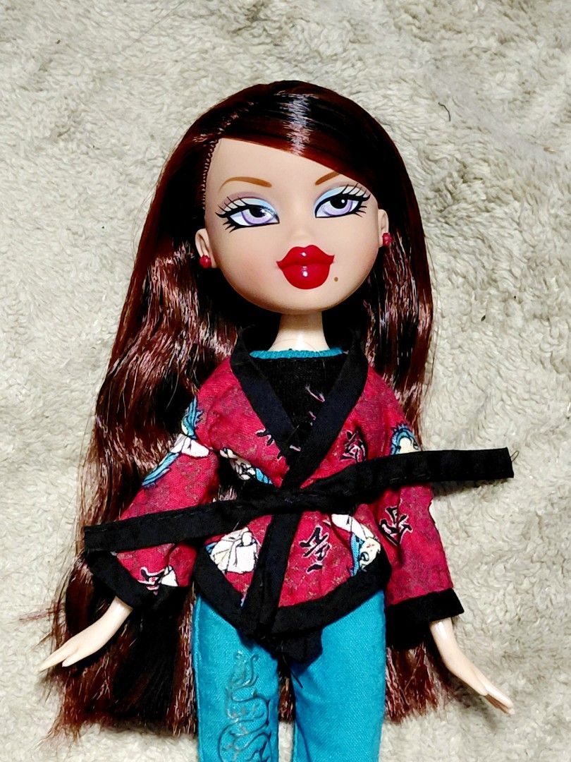 Bratz kickin karate roxxi (Category: Kids Toys) located in Rizal. Submitted by hannicomb_ (Listing ID 1470728647, Image 1). Description: complete with her box. di lang po nasama -same price i bought her for po. - head is still squeaky after boil washed - no issue on her screening - sweet screening pm!.