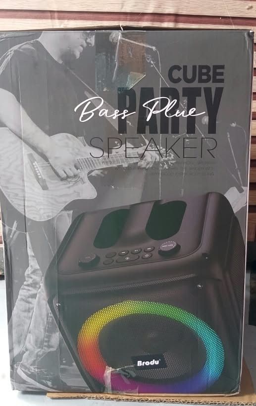 brodu speaker bts 1935 (Category: Soundbars, Speakers & Amplifiers) located in San Pedro. Submitted by gentlelion_02f32d (Listing ID 1470870248, Image 3). Description: pm for more info brand new can nego used once lf fast buyer need funds.
