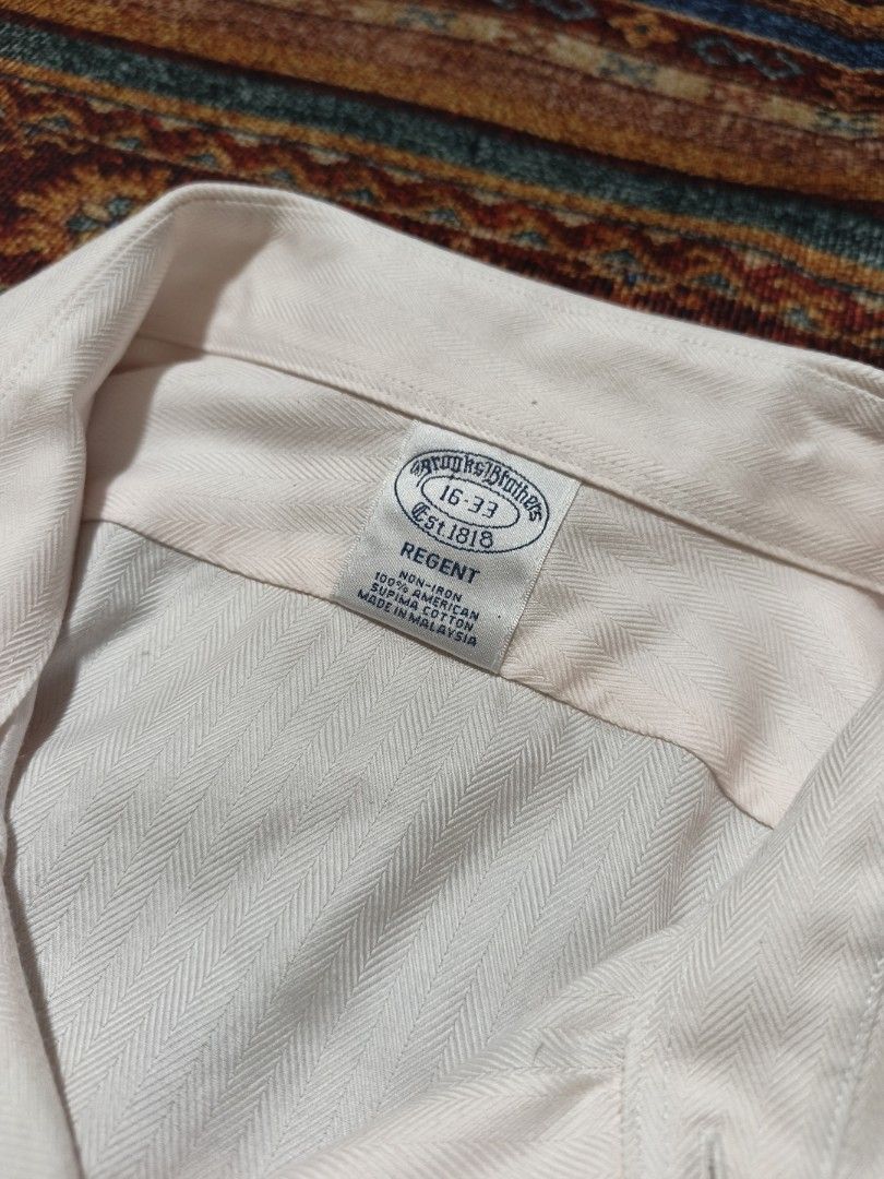 Brooks Brothers Regent Long Sleeve (Category: Formal Shirts) located in San Leonardo. Submitted by cool_unc_stuff (Listing ID 1470860601, Image 2). Description: Price: 450+ SF Width: 21.5 inches Length: 27 inches Issues - none Color may slightly vary due to lighting Payment First (GCash) Fast shipping via J&T DM now before it’s gone!.