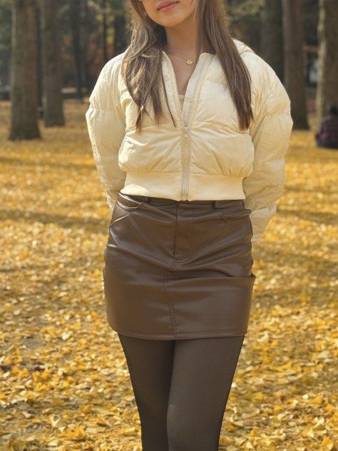 SHEIN Brown PU Leather Bodycon Skirt (Category: Skirts) located in Manila. Submitted by prelovedbychellyy (Listing ID 1470851263, Image 1). Description: USED ONCE during my autumn trip Bought it ₱540 selling for 349 only Very good condition Fits size 26-27 Also selling my puffer jacket for ₱1000.