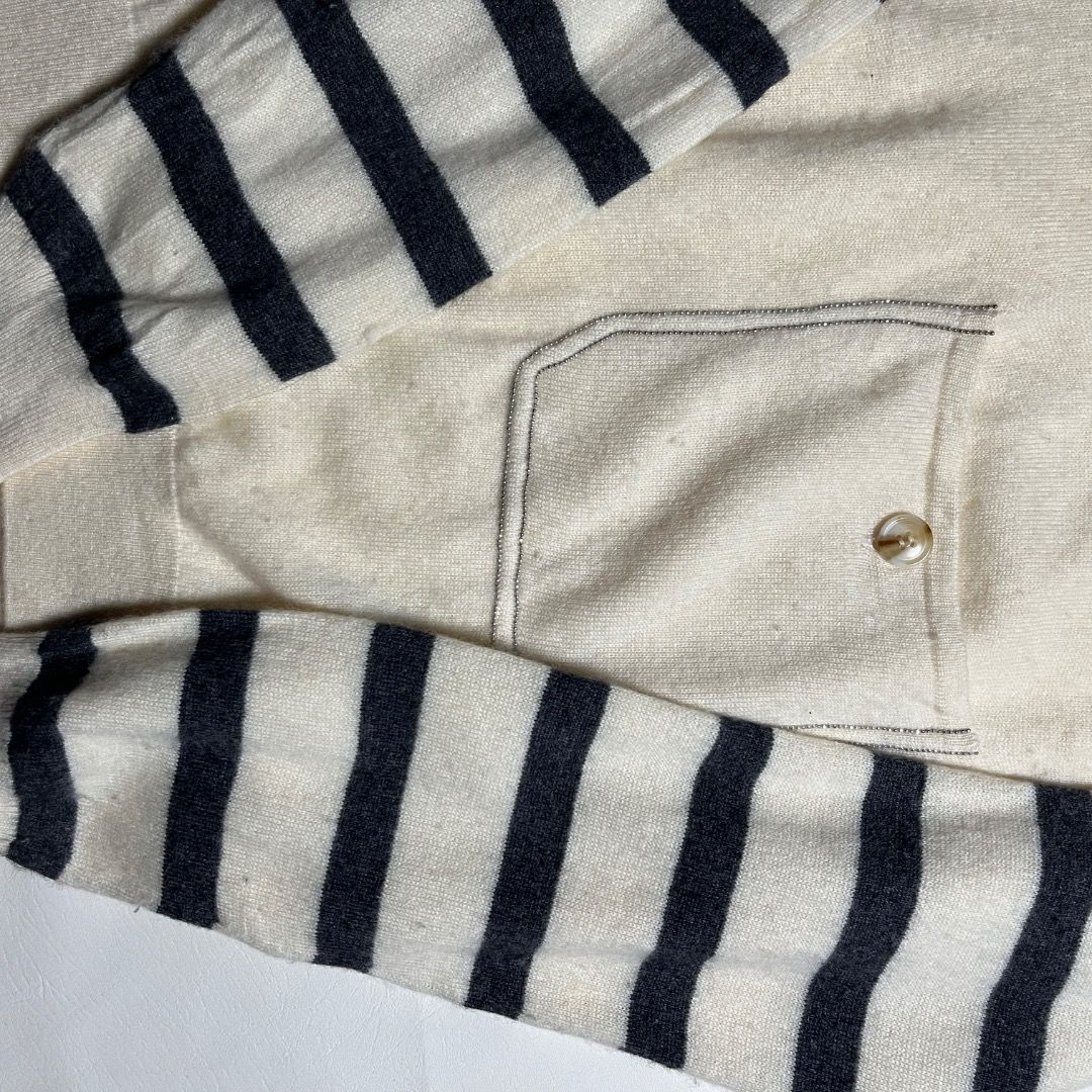 Brunello Cucinelli Cashmere Wool Sweater (Category: Coats, Jackets and Outerwear) located in Caloocan City. Submitted by achilles_grails (Listing ID 1470841400, Image 3). Description: - Brand: Brunello Cucinelli - Material: 100% Pure Cashmere - Color: Cream / Off-white - Style: Luxury knit sweater - Condition: Excellent pre-owned condition with original tags intact - Made in Italy - Extremely soft, lightweight, and warm.