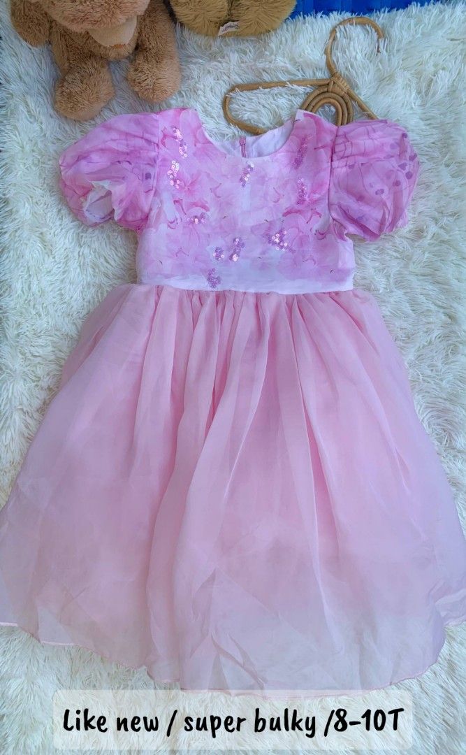 Bulky dress (Category: Babies & Kids Fashion) located in General Santos City (Dadiangas). Submitted by happyhues_2021 (Listing ID 1470786548, Image 1). Description: .