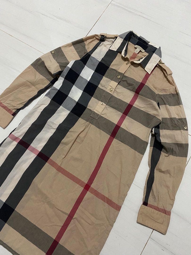 Burberry plaid dress (Category: Dresses) located in Manila. Submitted by morsgotthrift (Listing ID 1470813871, Image 2). Description: Burberry Plaid Dress No issue Width - 19 Length -35 480+sf.