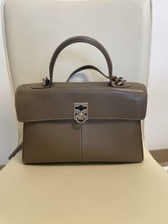 （分類：）位於 。 由 smink123 提交（商品編號 1470790634，圖片 1）。簡介： 。