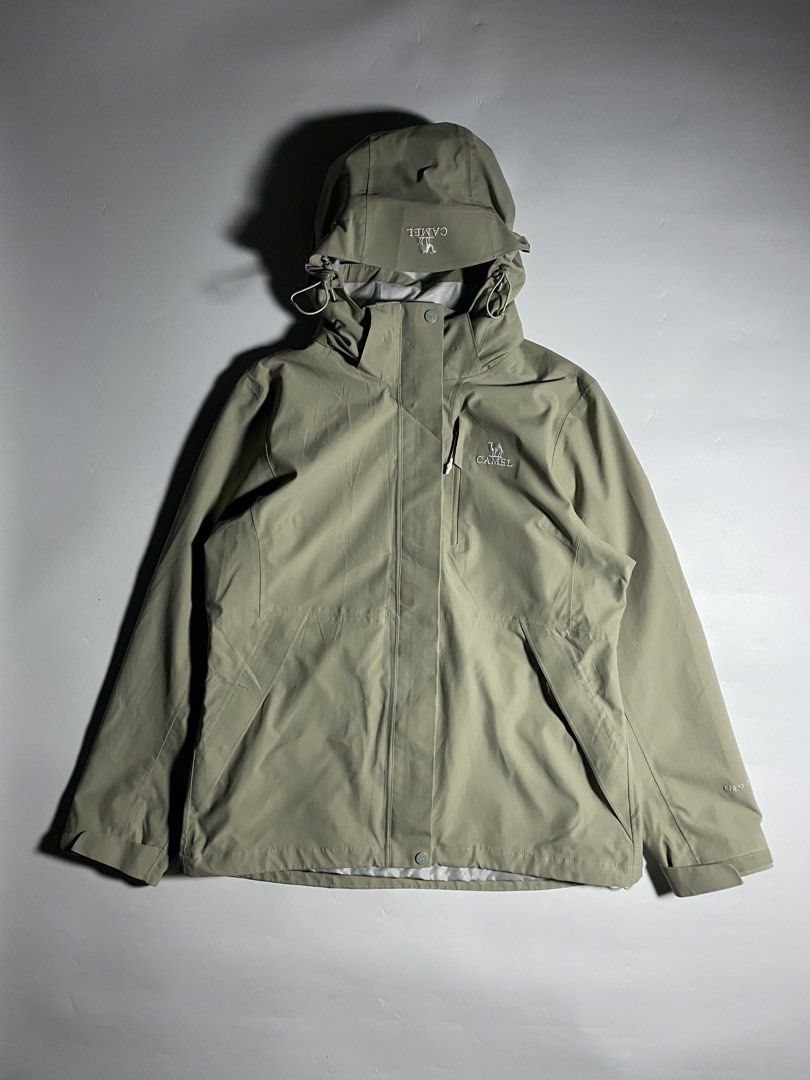 Camel water proof jacket (Category: Coats, Jackets and Outerwear) located in Bais. Submitted by christian.complexthrift08 (Listing ID 1470758571, Image 1). Description: Camel water proof jacket (Perfect for daily use) Color: beige Size: Large men XL womens Width: 22 inches Length: 27 inches Condition: 9.5 / 10 Issue: nasira yung snap button sa may chin Price: 699 free shipping Via JNT express.