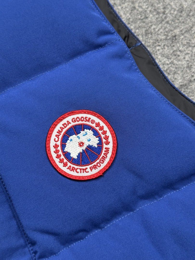 Canada Goose - Freestyle Crew Vest - Pacific Blue (Category: Vests) located in Manila. Submitted by scissor.2fifthy (Listing ID 1470871502, Image 3). Description: Canada Goose - Freestyle Crew Vest - Pacific Blue Size: Youth Large fit Small Adult (see measurement) Made in Canada Material: 85% Polyester- 15% Cotton 90/100 condition rate Gently used Flaw: None Very presentable Check all photos for more details and information Dimensions Length 22 I