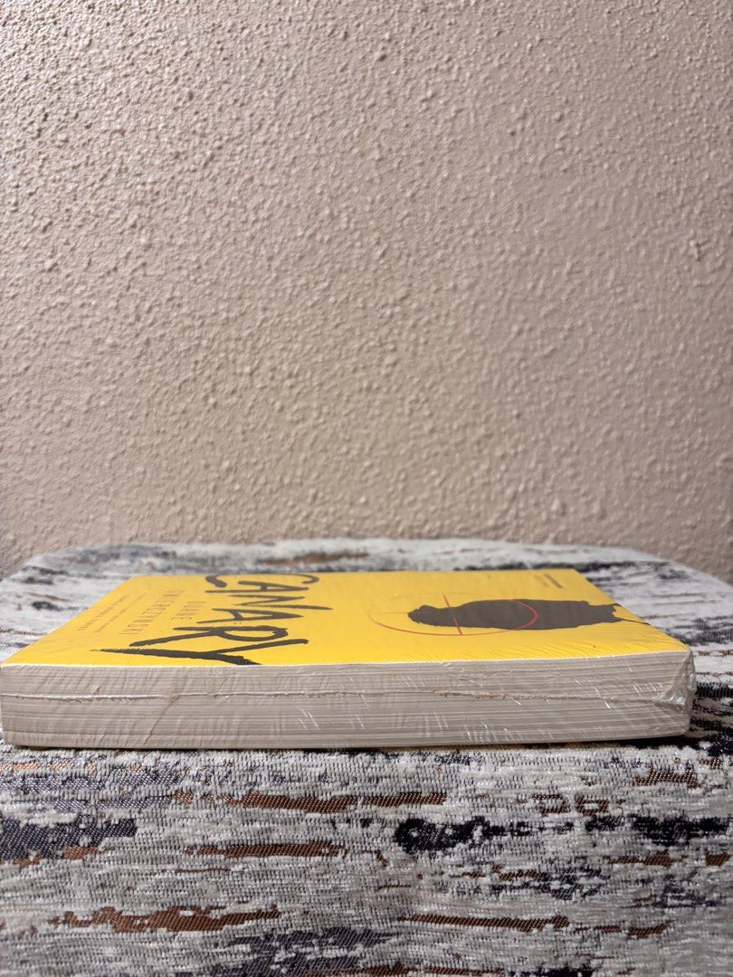 Canary by Duane Swierczynski Paperback (Category: Storybooks) located in Caloocan City. Submitted by boldstorm-6421 (Listing ID 1470894390, Image 3). Description: -With marker on edge. Clean pages, unread copy. -Fiction story about college honors student Sarie Holland caught up in dangerous situations. Still wrapped in plastic packaging. .
