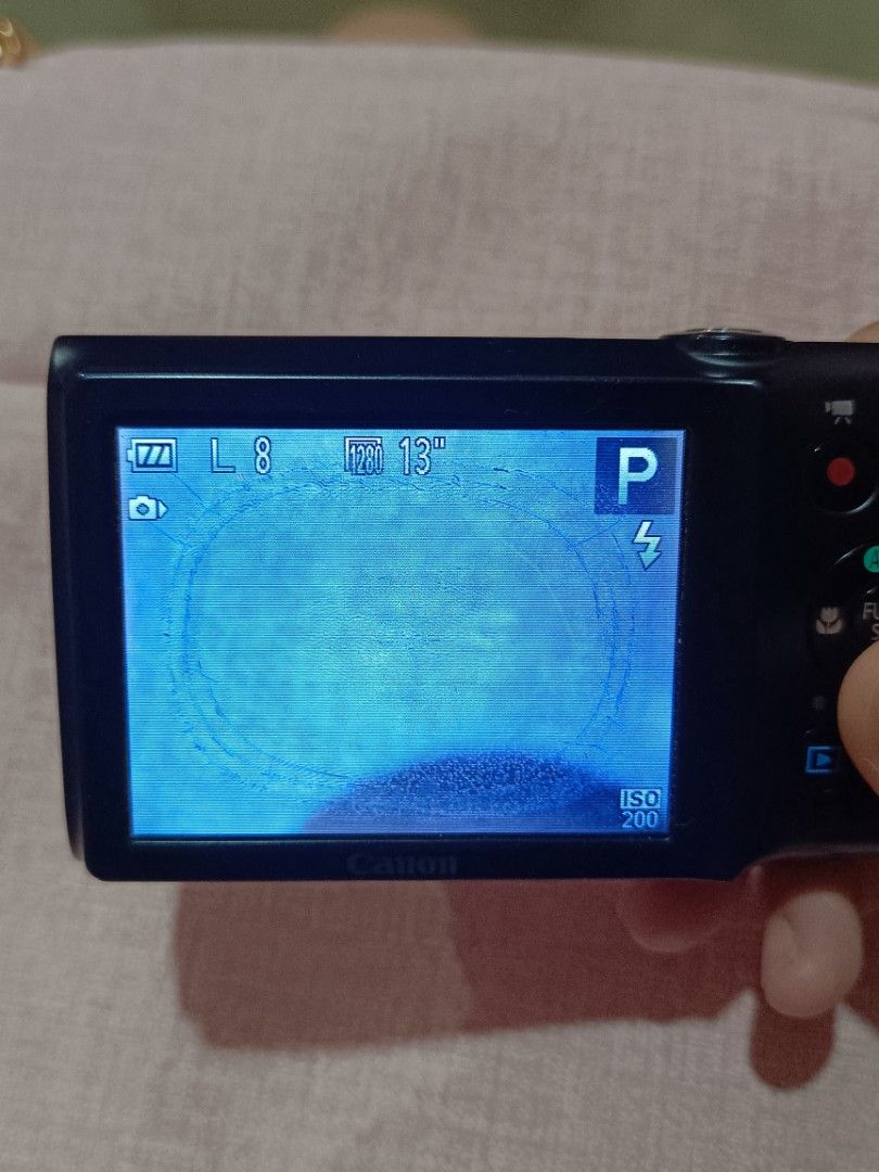 CANON POWERSHOT A2300 DIGITAL CAMERA DIGICAM (Category: Cameras) located in Manila. Submitted by jade_snap (Listing ID 1470830577, Image 2). Description: ✧⁠* CANON POWERSHOT A2300 - crisp outputs ♡ ₱4,299 READY TO USE lcd burn (doesn't affect the output and functionality) 🩰Specs: *.' 16.1 MP *.' 4x optical zoom *.' ISO 100 to 3200 *.' CCD sensor 🎞️ Condition: ७९ all buttons are working, zoom, and flash ७९ body condition: 9/10 ७९ w/ port cover �