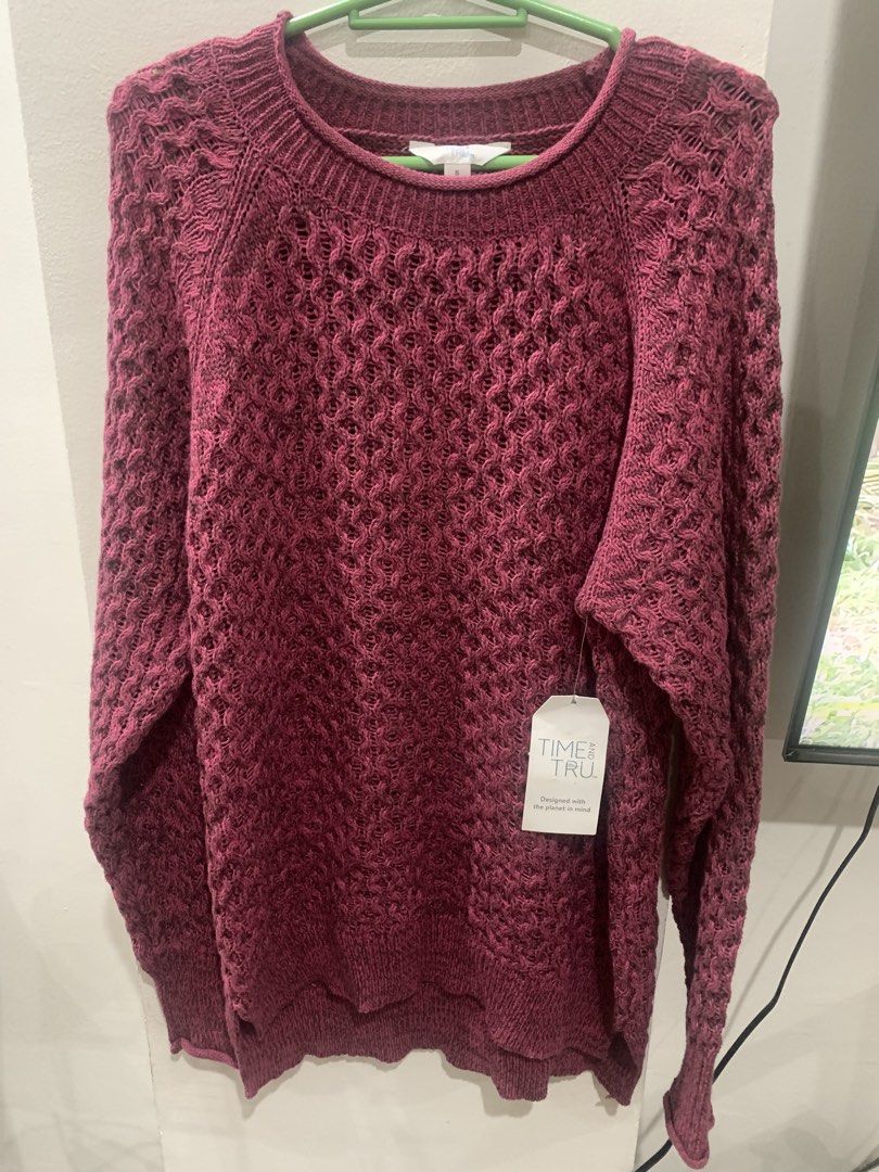 Cardigan For Women (Category: Coats, Jackets and Outerwear) located in Pasay City. Submitted by mjshopaholic (Listing ID 1470898887, Image 1). Description: size: small brand new with tag.