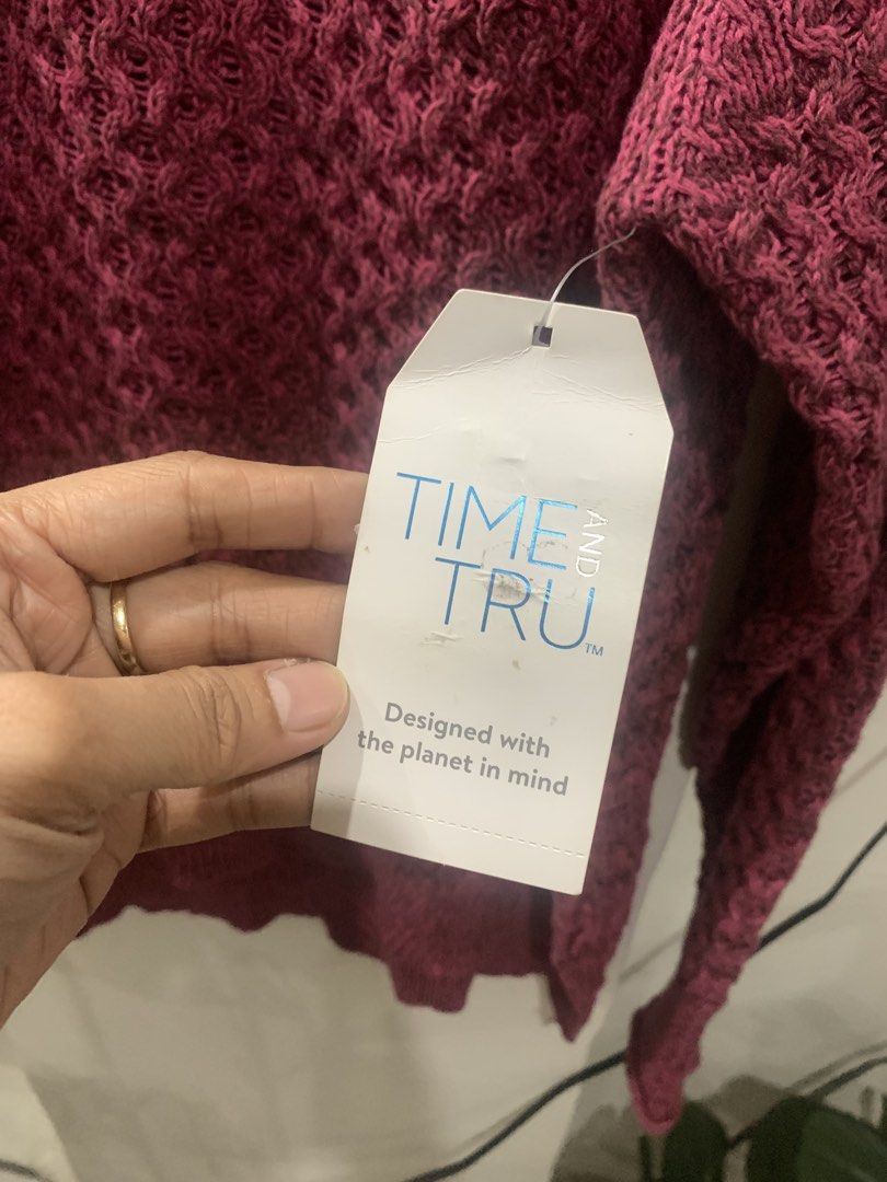 Cardigan For Women (Category: Coats, Jackets and Outerwear) located in Pasay City. Submitted by mjshopaholic (Listing ID 1470898887, Image 3). Description: size: small brand new with tag.
