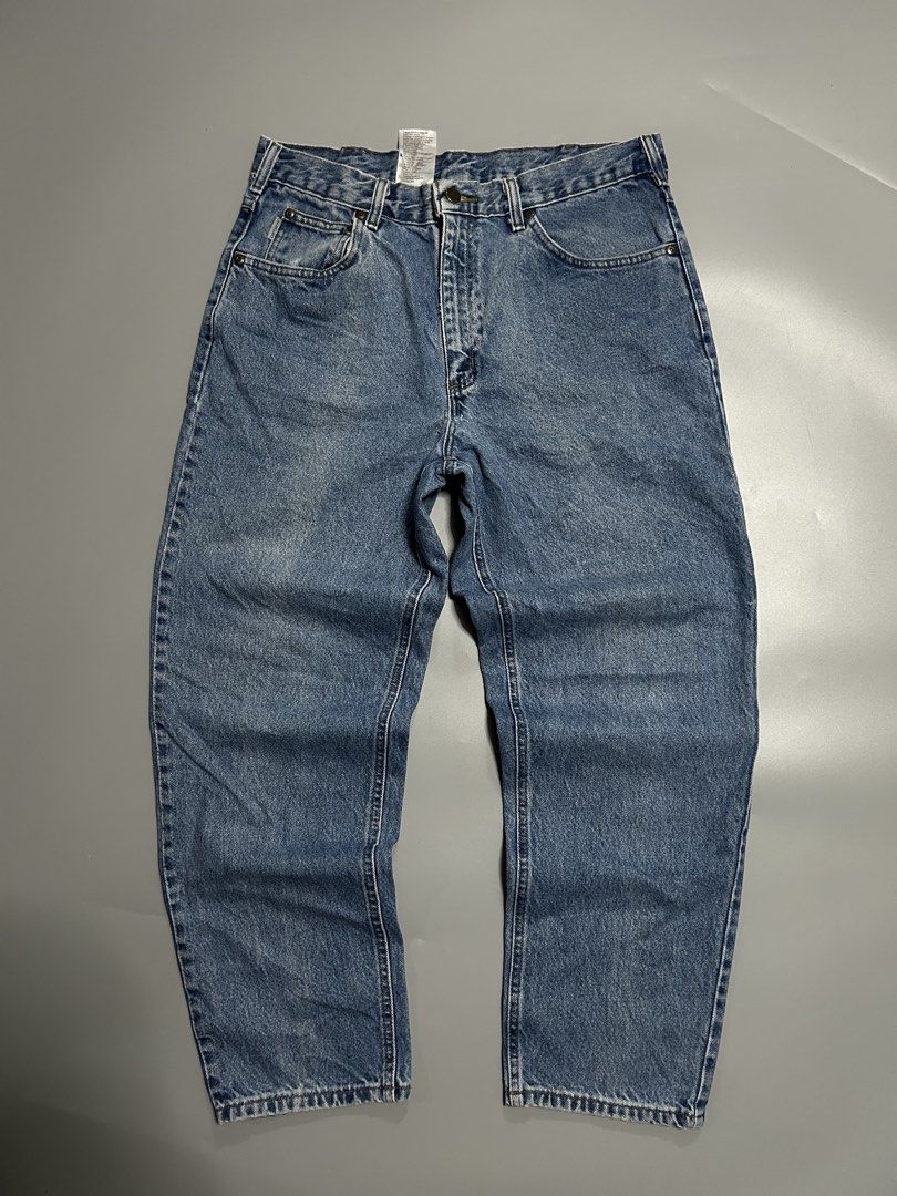 Carhartt B17 DST Denim pants (authentic) (Category: Jeans) located in Trece Martires City. Submitted by flip_flips (Listing ID 1470894853, Image 2). Description: Carhartt B17 DST Denim pants (authentic) -Dimes: 36 waist 40 length 14 tigh 8 leg open -Good condition -9.5/10 color rate -issue: back pocket edge distress hole repairable.
