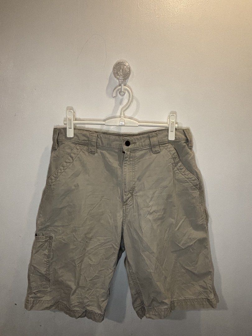 CARHARTT CARPENTER LEATHER PATCH (Category: Shorts) located in Makati City. Submitted by sweetfitforyouph1200 (Listing ID 1470859127, Image 3). Description: Carhartt carpenter Crispy condition Size 34 Noissue.
