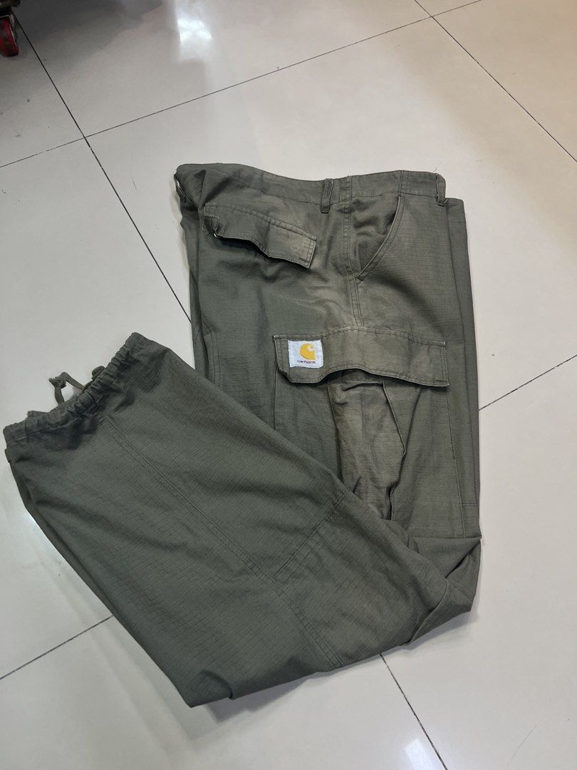 Carhartt Green Cargo Pants Ripstop Adjustable Cuffs (Category: Trousers) located in Manila. Submitted by irenekaren57943 (Listing ID 1470809233, Image 1). Description: 𒊹︎ Carhartt Green Cargo Pants Ripstop Adjustable Cuffs ➤ 𝟑𝟔-𝟑𝟖 𝐖𝐚𝐢𝐬𝐭| 𝟑𝟖 𝐋𝐞𝐧𝐠𝐭𝐡 ➤ 𝟗.𝟓 | 𝐄𝐱𝐜𝐞𝐥𝐥𝐞𝐧𝐭 ➤ 𝐈𝐬𝐬𝐮𝐞: 𝐍𝐚𝐬𝐚 𝐩𝐢𝐜. .