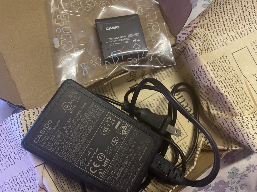 Casio Battery&Charger 1300mAh NP-40 (Category: Batteries & Chargers) located in Rizal. Submitted by itshobiee (Listing ID 1470796309, Image 2). Description: na use lang once po ito, so makinis talaga s’ya modes of payment: _GO TYME / Gcash / MARI BANK _modes of delivery: J&T or lalamove **REMINDER ** This camera has been tested multiple times to make sure it is in decent condition. strictly no return & no refund policy. .