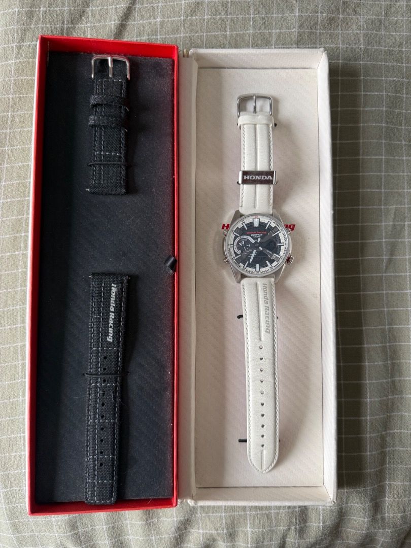 CASIO EDIFICE × HONDA RACING — LIMITED EDITION (Category: Men's Watches) located in Cainta. Submitted by yoshikeiko (Listing ID 1470825367, Image 2). Description: 🏁 FOR SALE: CASIO EDIFICE × HONDA RACING — LIMITED EDITION Model: ECB-S100HR-1A Price: ₱30,000 Condition: Preloved | Complete Original Set 🏎️ A SPECIAL COLLECTOR'S EDITION A distinctive collaboration between CASIO EDIFICE and Honda Racing, celebrating Honda's motorsport heritage and r