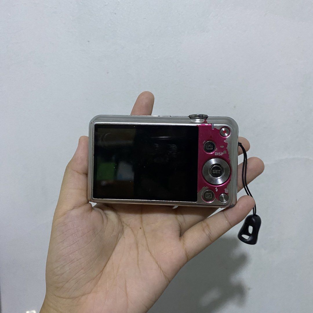 casio exilim zs20 | pink digicam 📸 (Category: Cameras) located in Tarlac. Submitted by jelugh (Listing ID 1470870968, Image 2). Description: 🏷️3k [negotiable] | Casio Exilim zs20 in pink₊˚📸🩷⊹ body condition: 7/10 — body chipped paint issue/s: minimal lcd burn inclusion: — camera unit — charger — battery — sd — stickers no return/ refund/ exchange/ cancel 💌. sample shots below— straight from the camera 🙂‍↕️ .