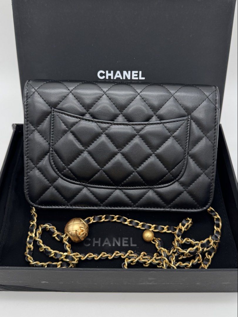 CC Wallet on Chain with Ball WOC Bag (Category: Cross-body Bags) located in Tiaong. Submitted by purseloveph (Listing ID 1470753625, Image 3). Description: ❣️PLEASE TAKE THE TIME TO READ❣️ Chanel Wallet on Chain with Ball WOC Bag Approx Dimensions: H 5.1” x L 7.5” x W 1” 📌ONHAND? Yes 📌STILL AVAILABLE? Item not marked as sold means available ❌NO LALAMOVE/GRAB ETC. ❌NO WHEN WORN ✅SAME DAY SHIPPING CUT OFF 12nn ✅ALL SALES ARE FINAL “WHAT’S YOUR BE