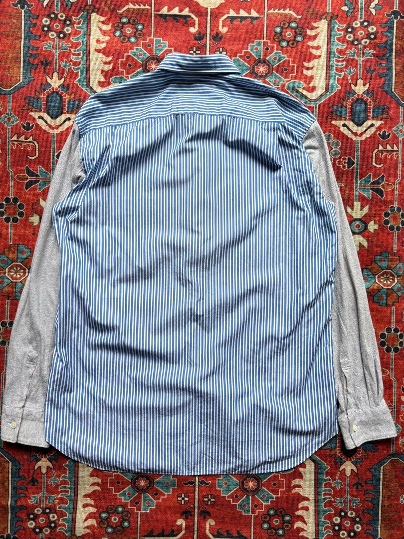 CDG COMME DES GARCONS Long Sleeve (Category: Formal Shirts) located in Dagupan City. Submitted by anyklasiko (Listing ID 1470828307, Image 2). Description: CDG COMME DES GARCONS LS Size: M Width: 22’ Length: 30’ Shoulder: 19’ Sleeve: 25’ Price: 3499 .