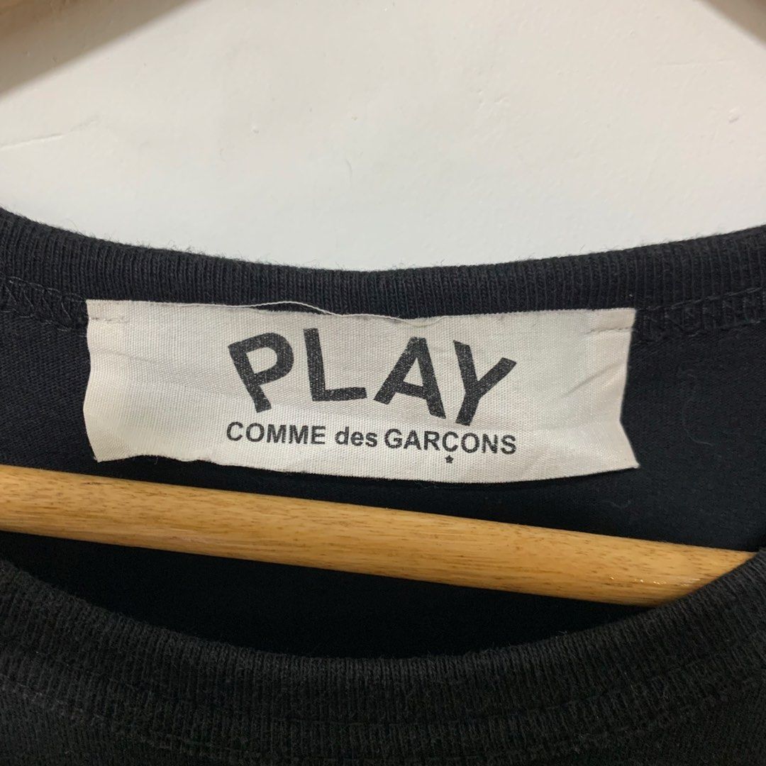 Cdg play (Category: Tshirts & Polo Shirts ) located in Cavite. Submitted by yobubsss (Listing ID 1470903997, Image 3). Description: Size medium 19w 29L Good condition No issue.