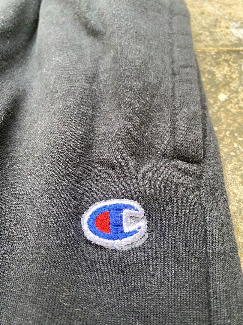 Champion Black Sweatpants Size M (Category: Joggers) located in Imus. Submitted by frootiloots4103 (Listing ID 1470768348, Image 3). Description: - Brand: Champion - Color: Black - Size: Medium - Fit: Classic casual fit - Waistband: Elastic with interior drawstring - Pockets: Two functional side pockets - Branding: Embroidered Champion logo near the left pocket - Authenticity: 100% authentic athleticwear tag intact - Styling: Easy to match with t