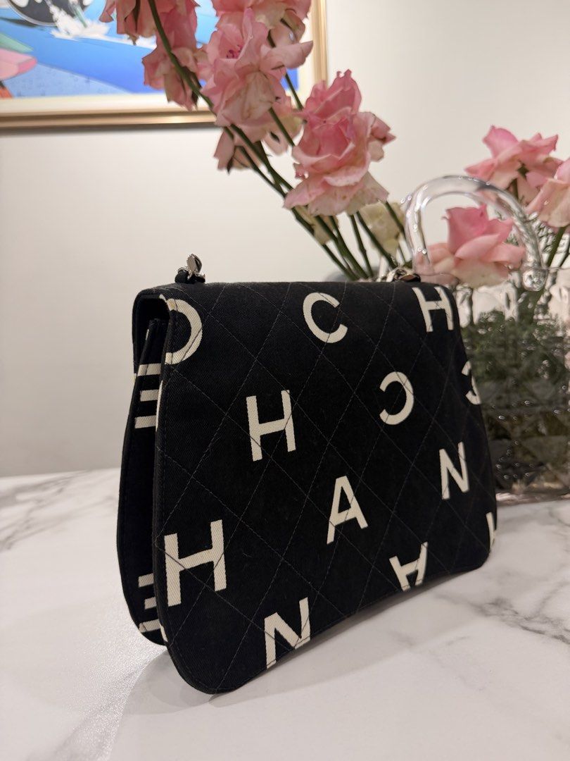 Chanel (Category: Luxury Bags & Wallets) located in Davao. Submitted by lux_find15 (Listing ID 1470743634, Image 3). Description: With card and dust bag.