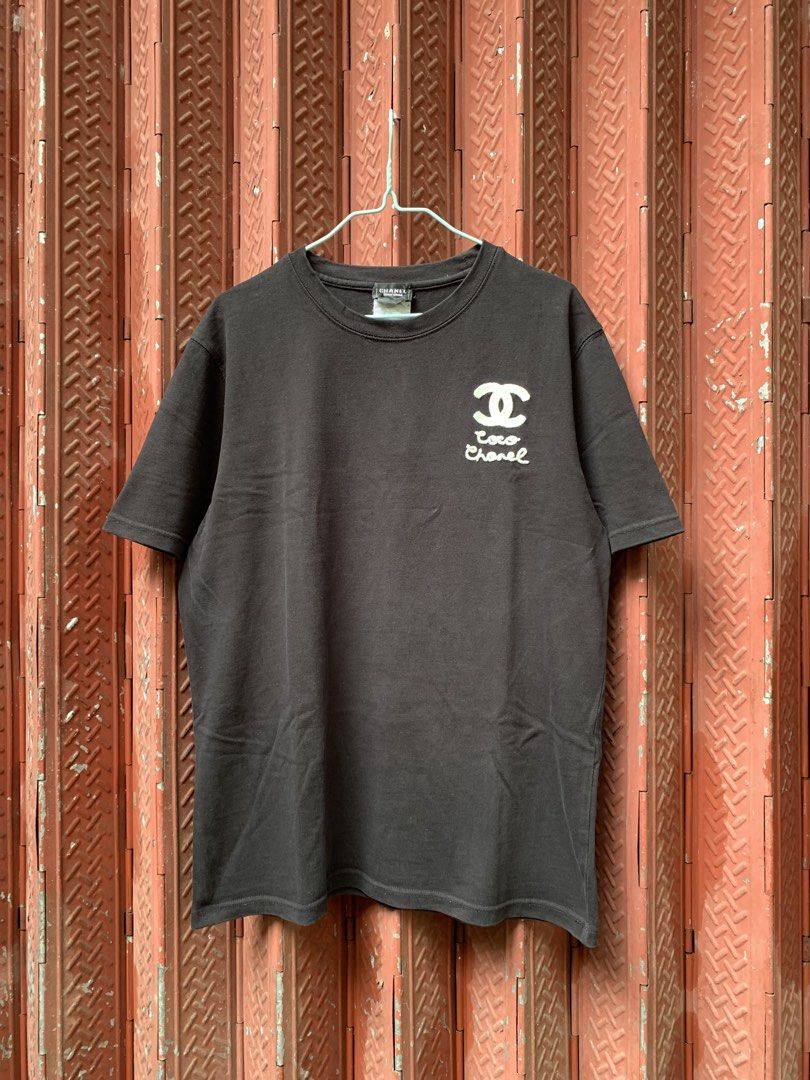 Chanel 2018Coco Embroidered Uniform T-Shirt (Category: Tshirts & Polo Shirts ) located in Buhi. Submitted by __sibol (Listing ID 1470812930, Image 1). Description: Chanel 2018 Coco Embroidered Uniform T-Shirt Measurements: Width: 21” Length: 27”.