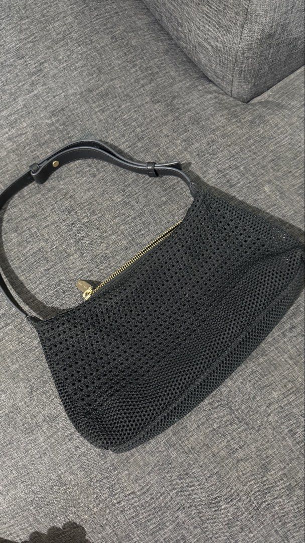 Charles & Keith Ida Mesh Shoulder Bag| Pre-loved (Category: Shoulder Bags) located in Manila. Submitted by j_pua (Listing ID 1470803588, Image 2). Description: Charles & Keith Ida Mesh Shoulder Bag| Pre-loved ✨ Selling for only ₱1,500 (fixed price!), bought for 4k+ 📍 Location: New Manila, Quezon City 📦 Shipping via Lalamove/ LBC/ Grab Express; SF c/o buyer.