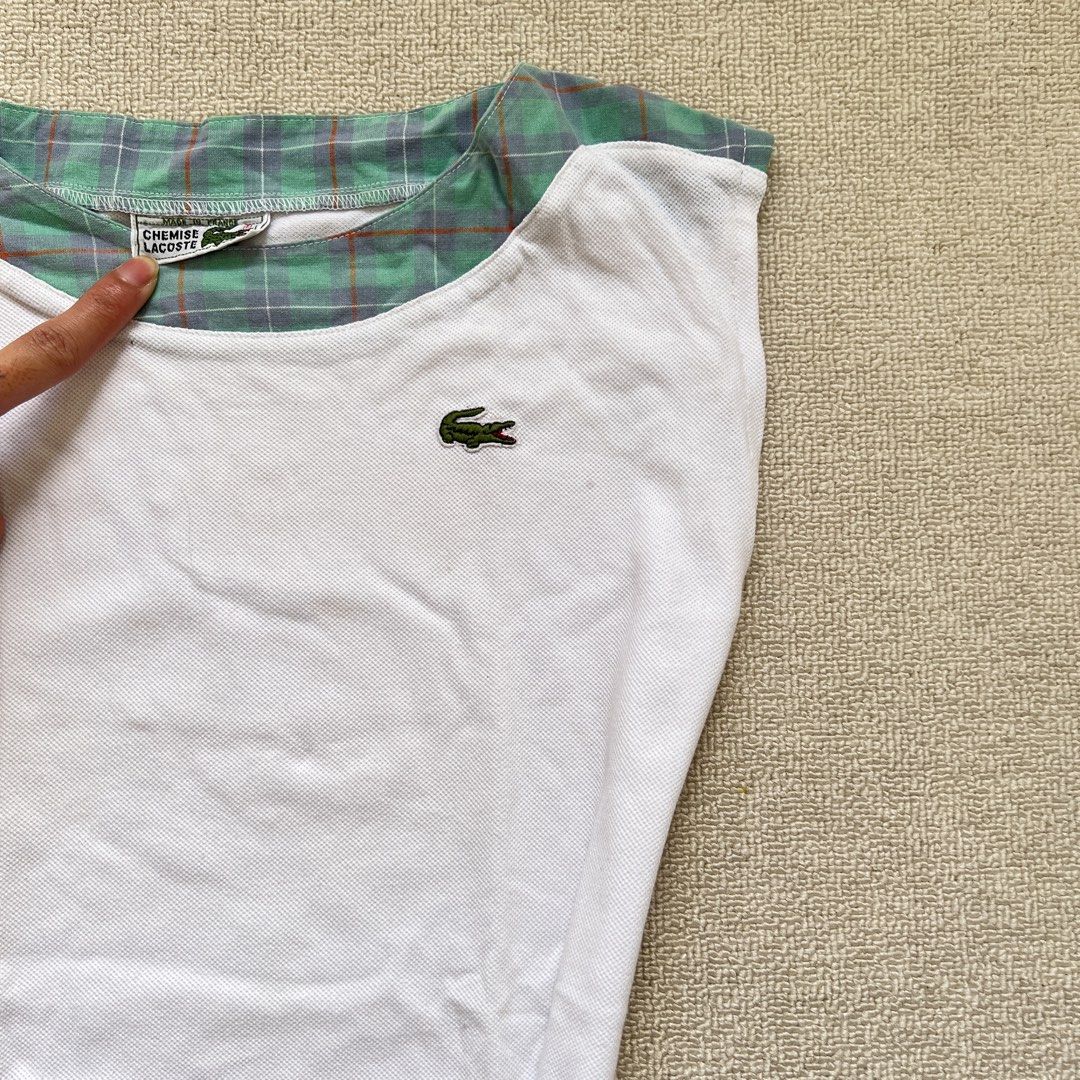 chemise lacoste tank top (Category: Sleeveless) located in Limay. Submitted by budolfindsrawrawr (Listing ID 1470752309, Image 3). Description: chemise lac0st3 tank top - size 44 on tag fits m/l l24.5 b36 - in excellent condition .