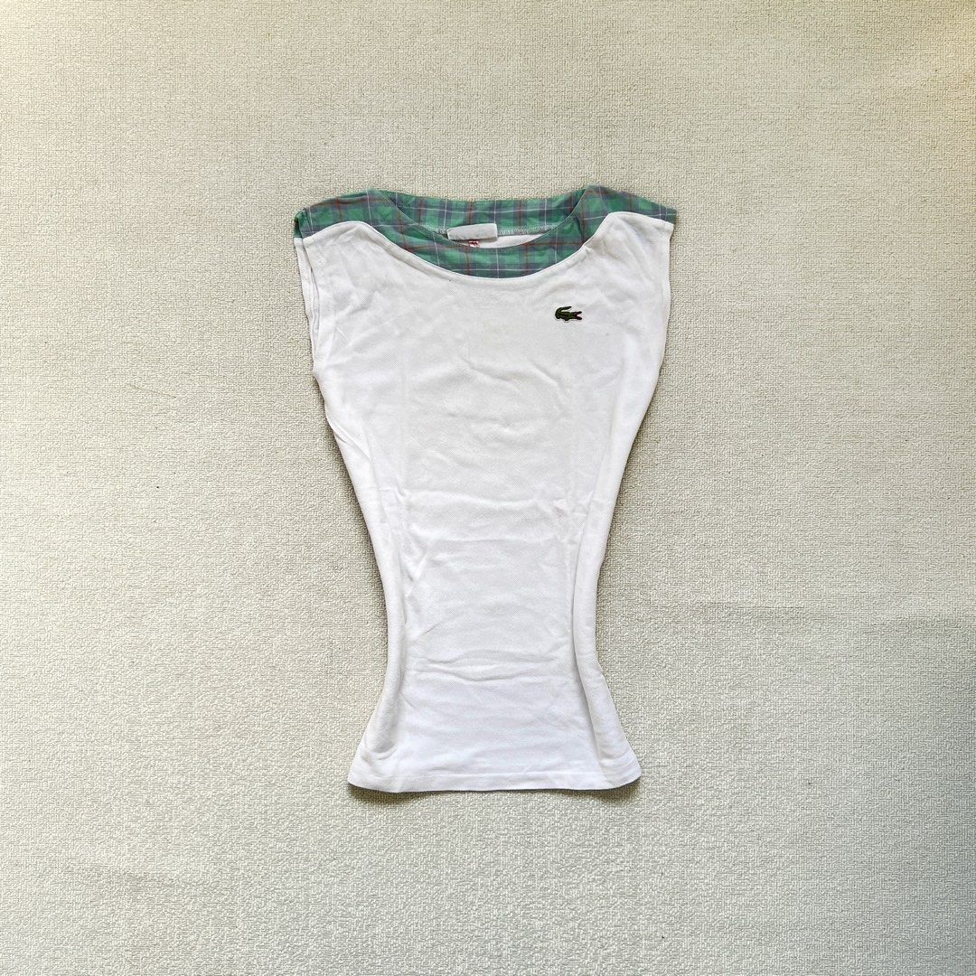 chemise lacoste tank top (Category: Sleeveless) located in Limay. Submitted by budolfindsrawrawr (Listing ID 1470752309, Image 1). Description: chemise lac0st3 tank top - size 44 on tag fits m/l l24.5 b36 - in excellent condition .