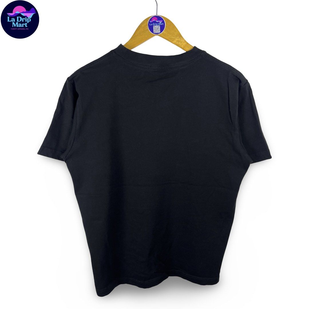 ‎“CHRISTIAN DIOR PARIS” EBRO EMBLEM SCRPT TEE ‎ (Category: Tshirts & Polo Shirts ) located in Taguig. Submitted by ldm.ph (Listing ID 1470743802, Image 2). Description: ‎(LDM-C-0292) ‎Size:ACTUAL FIT:M-L ‎Dimensions ‎Inches width:21 ‎Inches length:26 ‎Condition: GOOD AS NEW ‎Color rate:10 ‎Flaws:❌ ‎(READY TO WEAR) .
