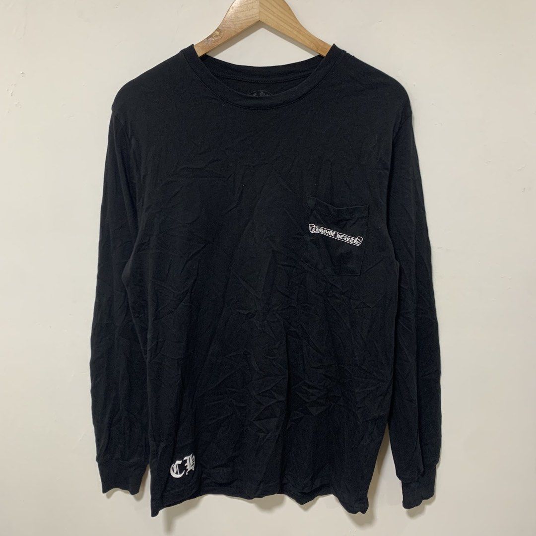 Chrome hearts (Category: Hoodies) located in Cavite. Submitted by yobubsss (Listing ID 1470912257, Image 3). Description: Size Large 20w 30L Good condition No issue.