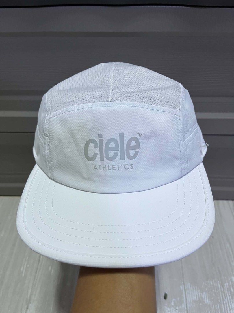ciele gocap classic 5panel hat packable FW25 (Category: Caps & Hats) located in Manila. Submitted by ownywest833 (Listing ID 1470911700, Image 1). Description: bnew.
