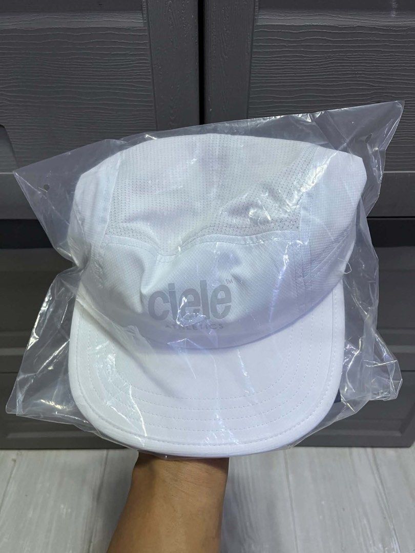 ciele gocap classic 5panel hat packable FW25 (Category: Caps & Hats) located in Manila. Submitted by ownywest833 (Listing ID 1470911700, Image 2). Description: bnew.